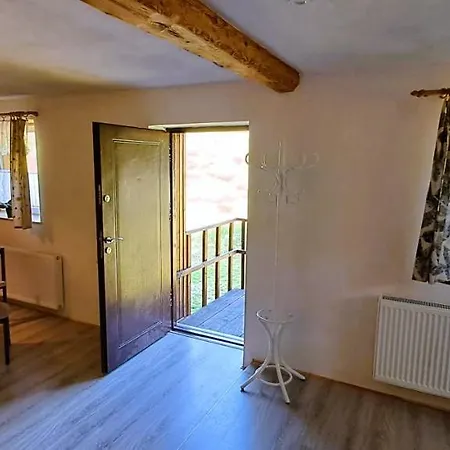 Apartment U Jesterky Se Saunou V Cene, Rejvizska 29, *