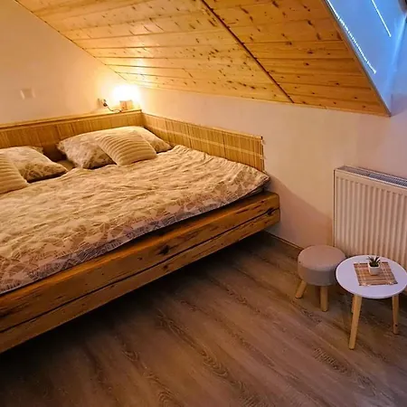 U Jesterky Se Saunou V Cene, Rejvizska 29, * Jesenik