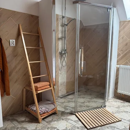 アパート U Jesterky S Finskou Saunou V Cene Jeseník